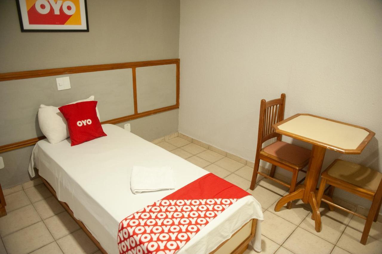 Hotel Teofilo Otoni Bagian luar foto